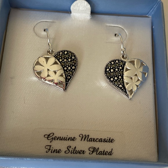 None Jewelry - Genuine Marcasite Fine Silver Plated Heart Earrings NWOT